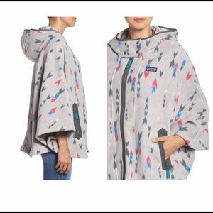 Patagonia Lightweight Synchilla Poncho- NWT